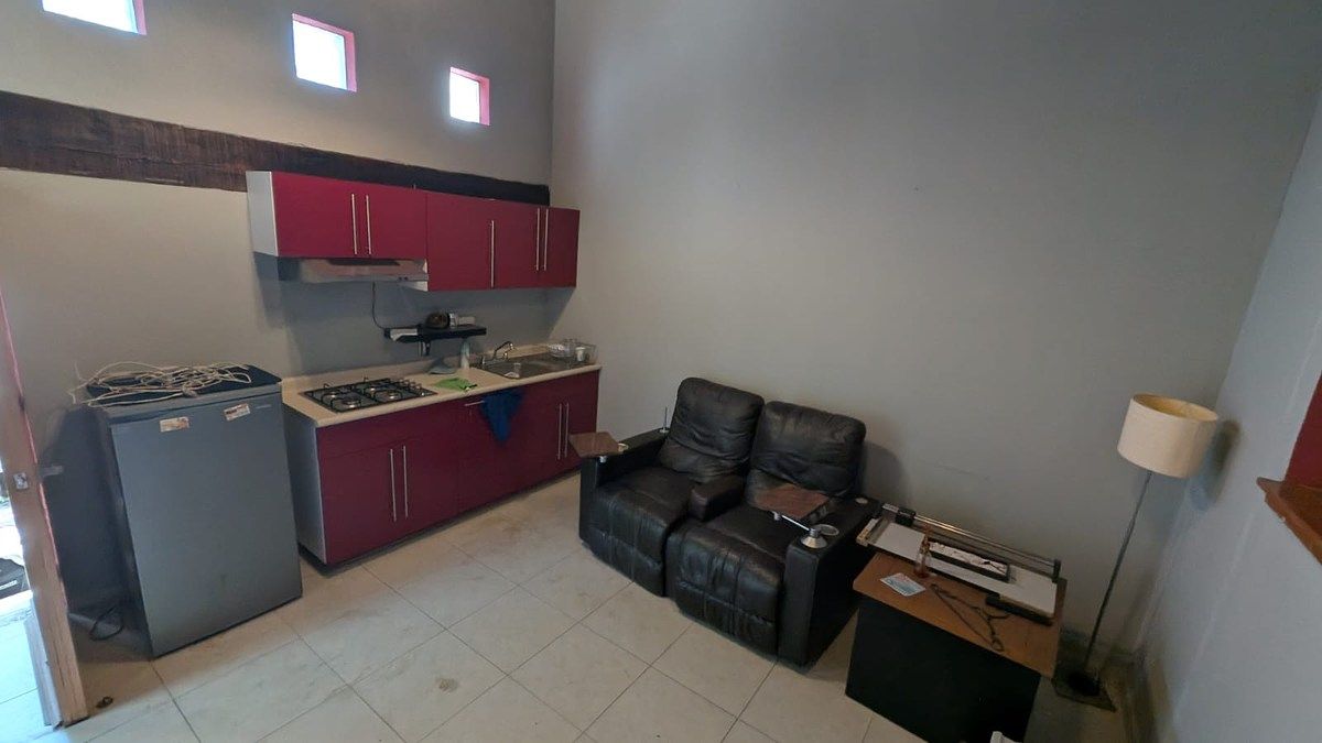 23 de 27: Cocina Casa de Visitas