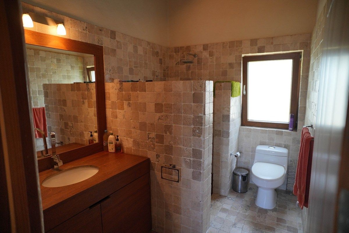 15 de 27: Baño Secundarias