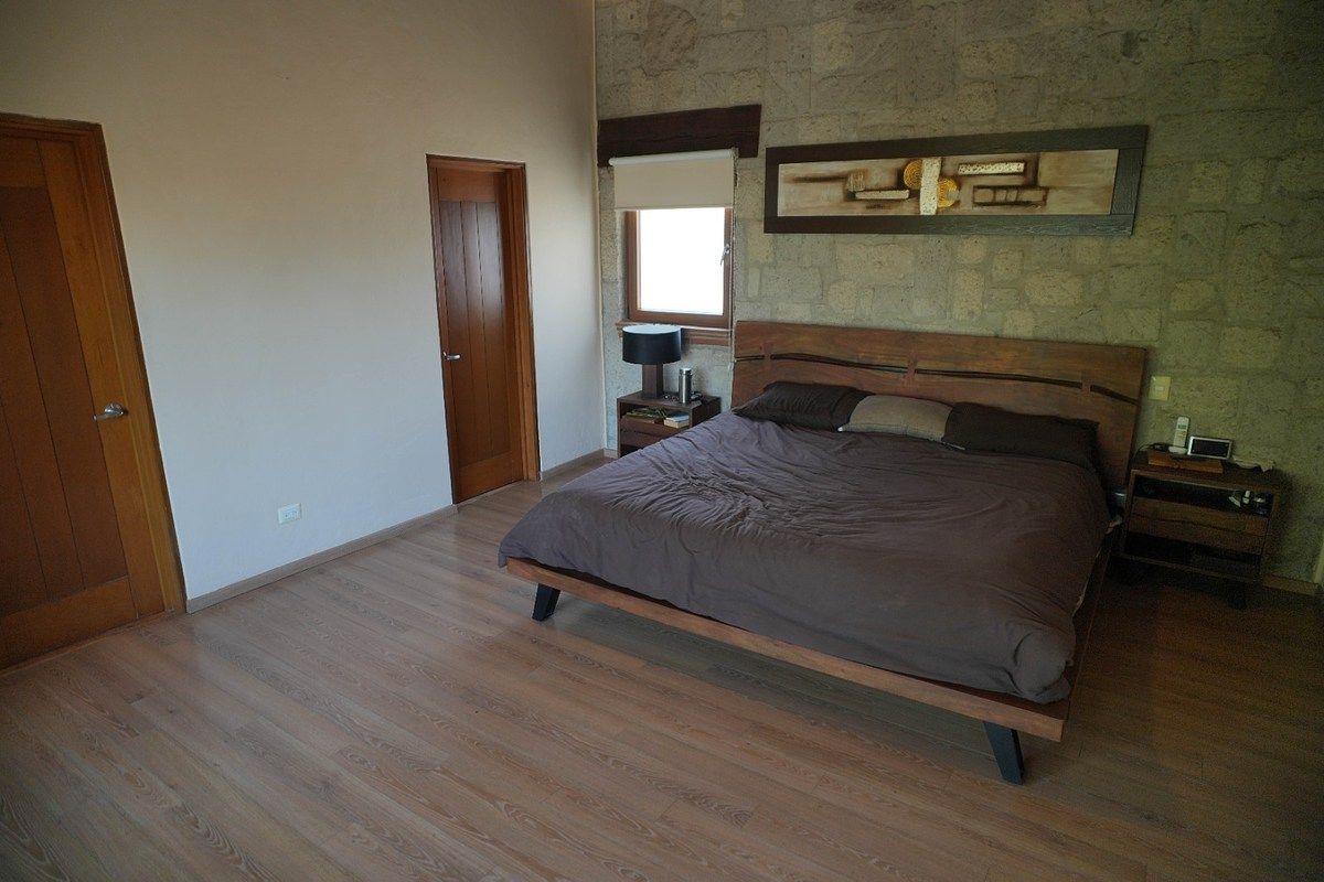 11 de 27: Principal con vestidor y baño privado