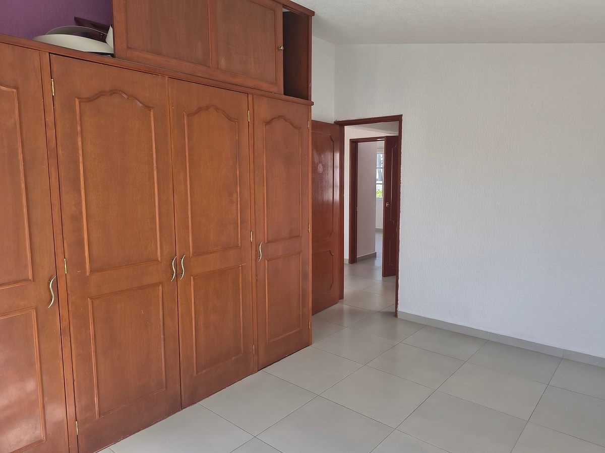 7 of 15: recamara secundaria