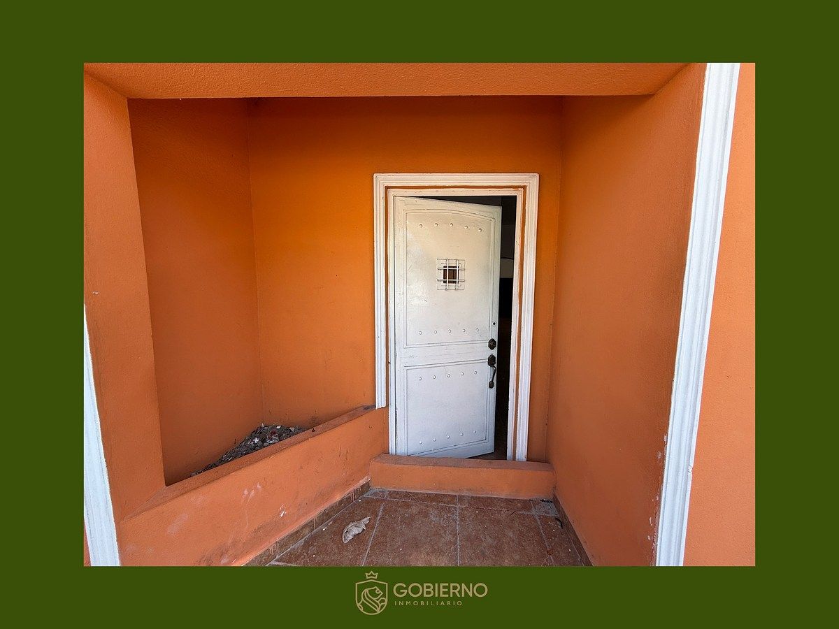 1 of 11: Entrada principal