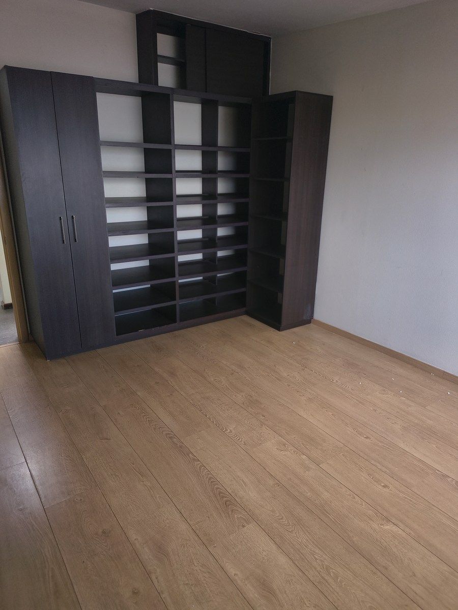 6 of 13: closet recamara secundaria