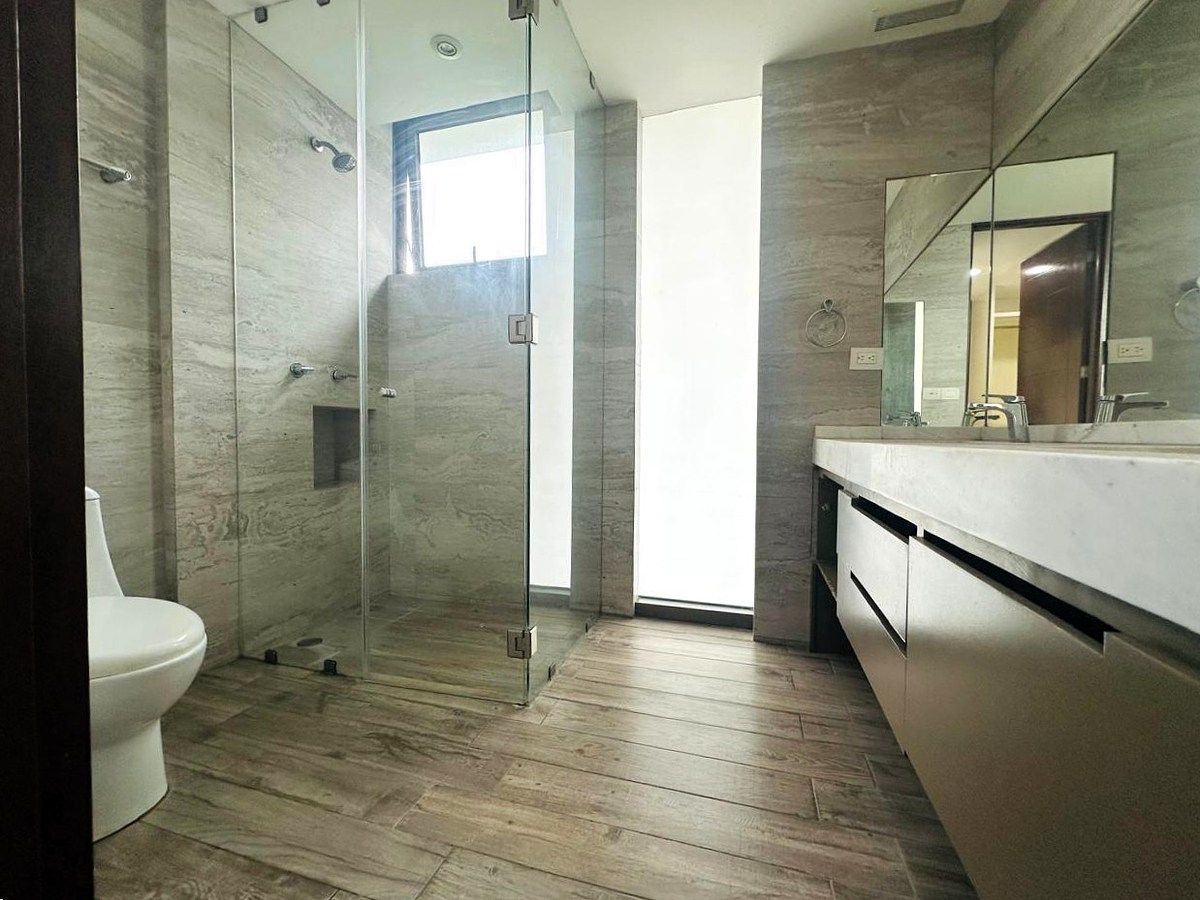 11 de 23: Baño Rec. Ppal