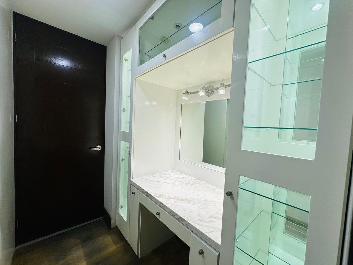 13 de 23: Walk-in Closet Rec. Ppal