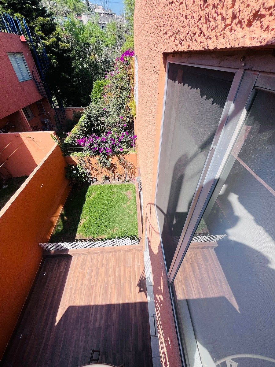 14 de 32: Patio y jardín interior