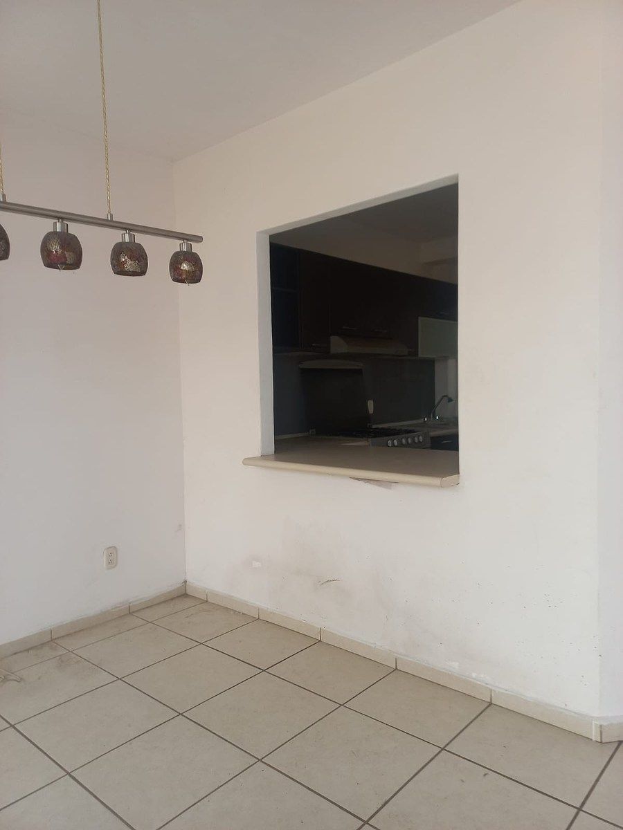 4 de 22: area  social acceso cocina