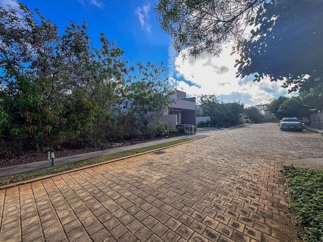 Privada Gaviones, Terreno en Venta, Cholul