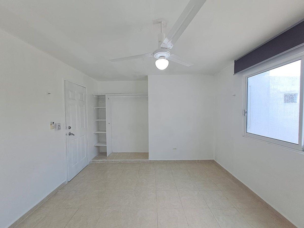 8 de 11: Habitació secundaria 1