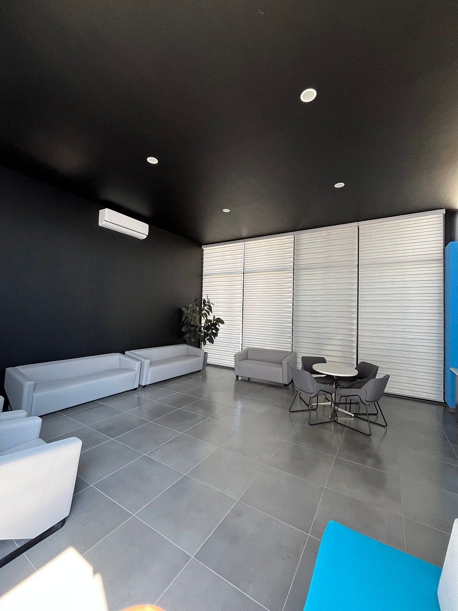 10 de 10: USO DEL CENTRO DE NEGOCIOS.
Sala de juntas