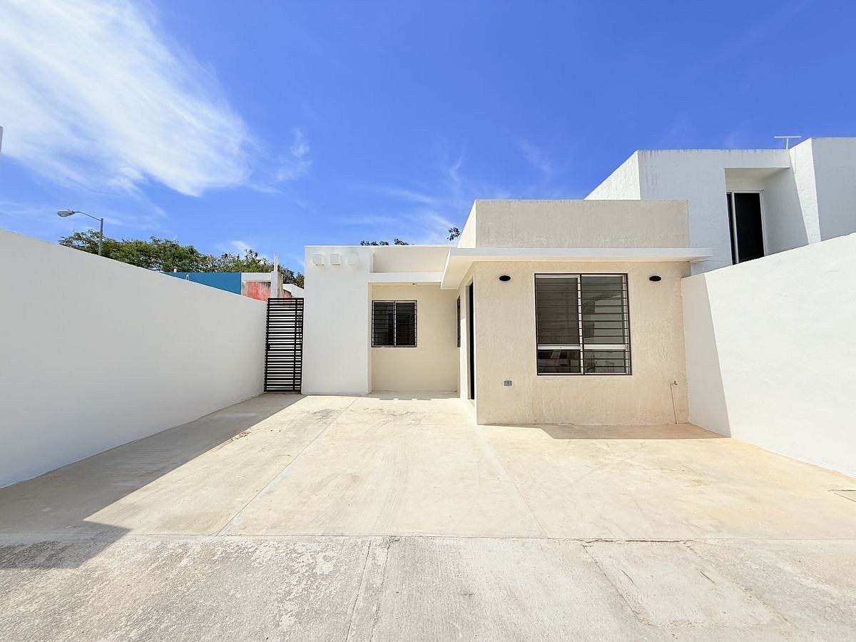 Single-story house for sale in Mérida, Las Américas. Accepts Infonavit., photo 1 of 10