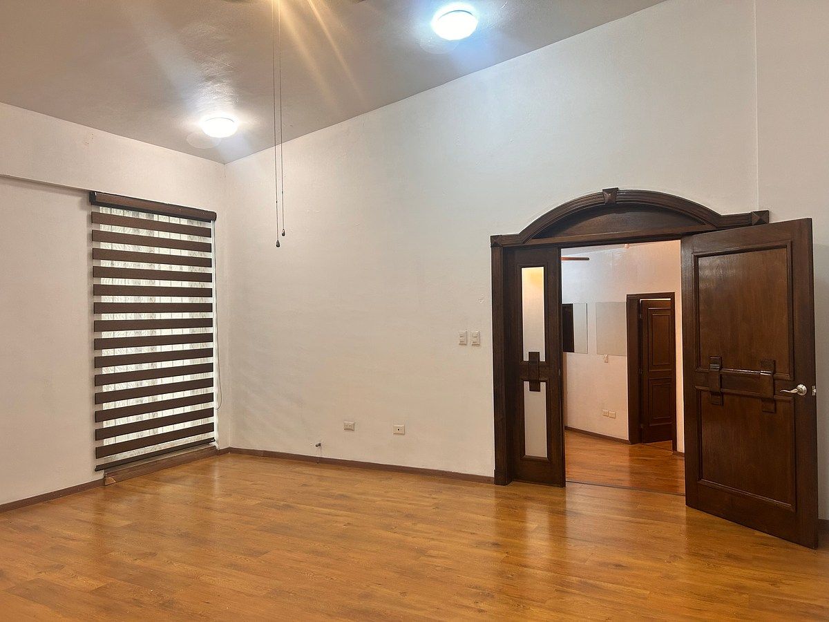 Casa em Residencial Cumbres, Monterrey, foto 26 de 47