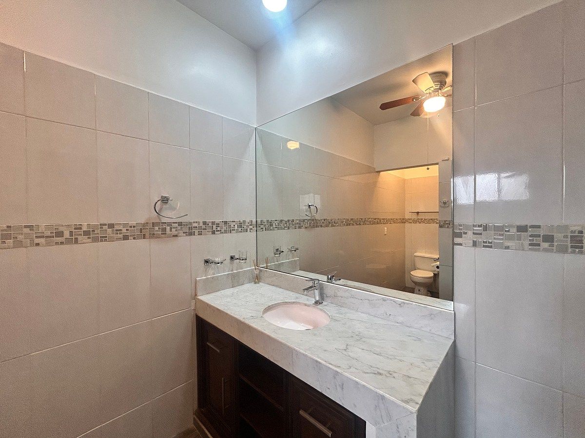 Casa em Residencial Cumbres, Monterrey, foto 33 de 47