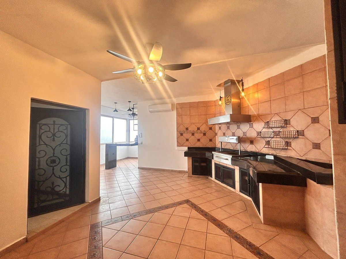 Casa em Residencial Cumbres, Monterrey, foto 40 de 47