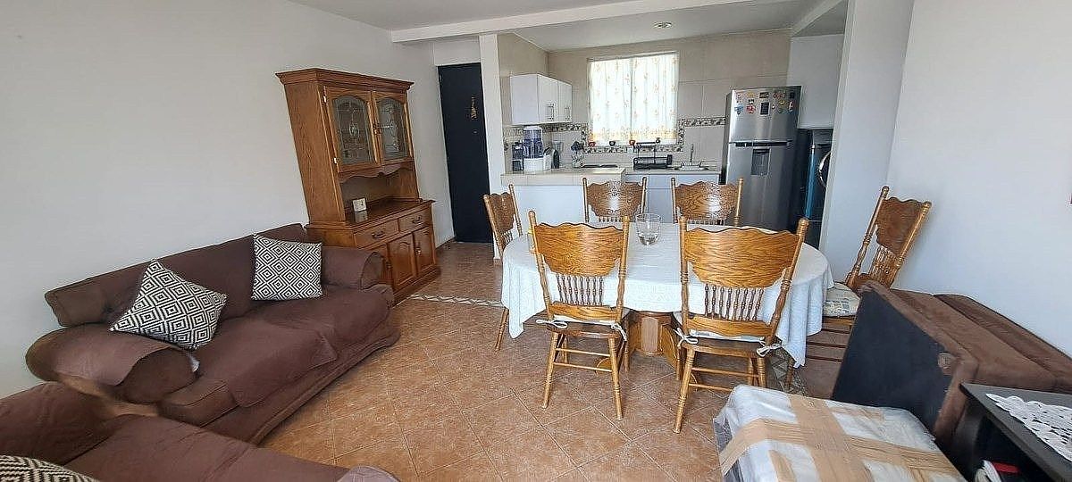 2 de 28: Sala-Comedor