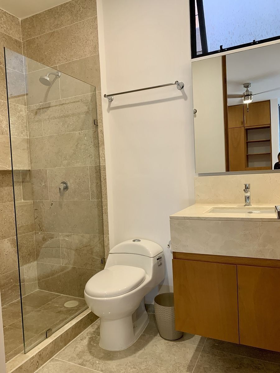 12 de 39: baño recámara principal