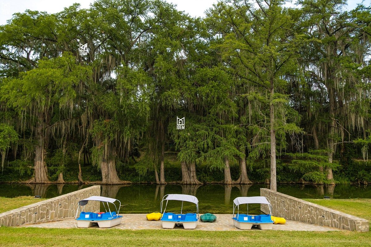 5 of 5: Lanchitas.jpg