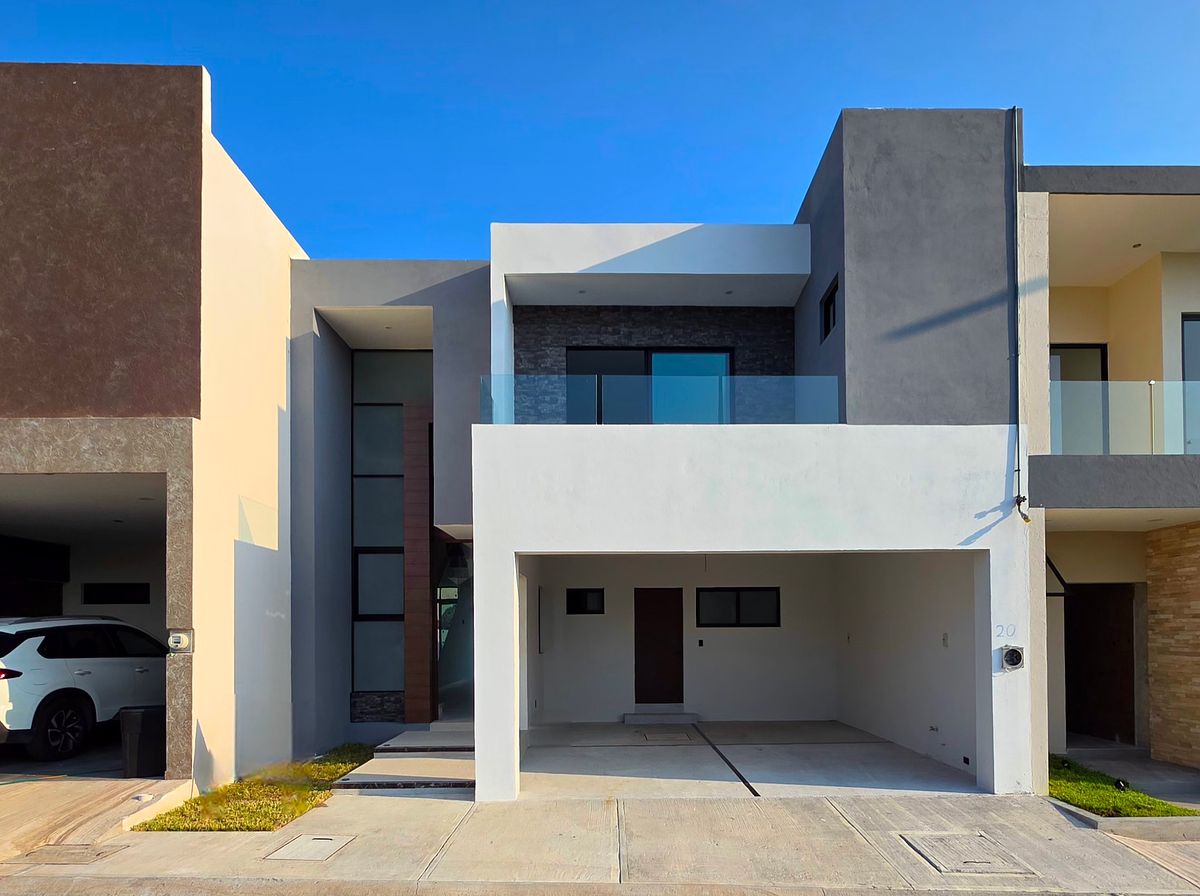 Casa à VENDA em Lomas de la Rioja com Grande Jardim, foto 1 de 24