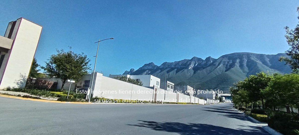 3 of 13: Terreno en Venta en La Montaña, Monterrey, N.L.