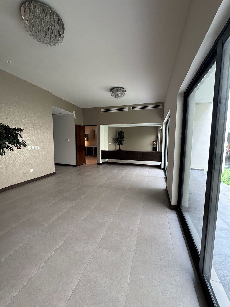Casa en Palo Blanco, San Pedro Garza García, foto 2 de 37