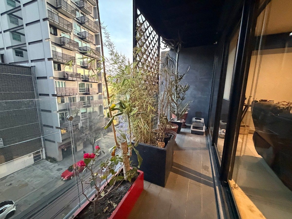 2 de 18: Balcón de la estancia