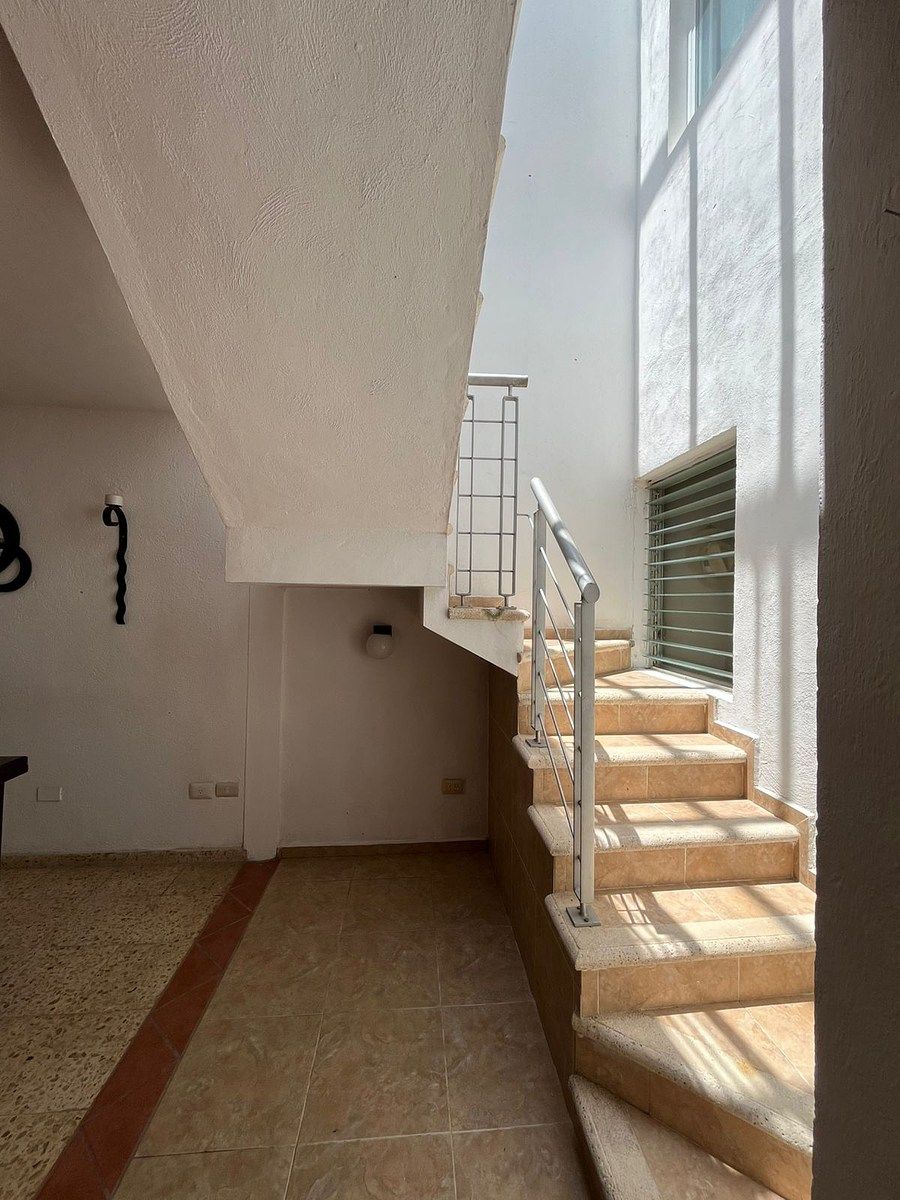 14 de 33: Escaleras