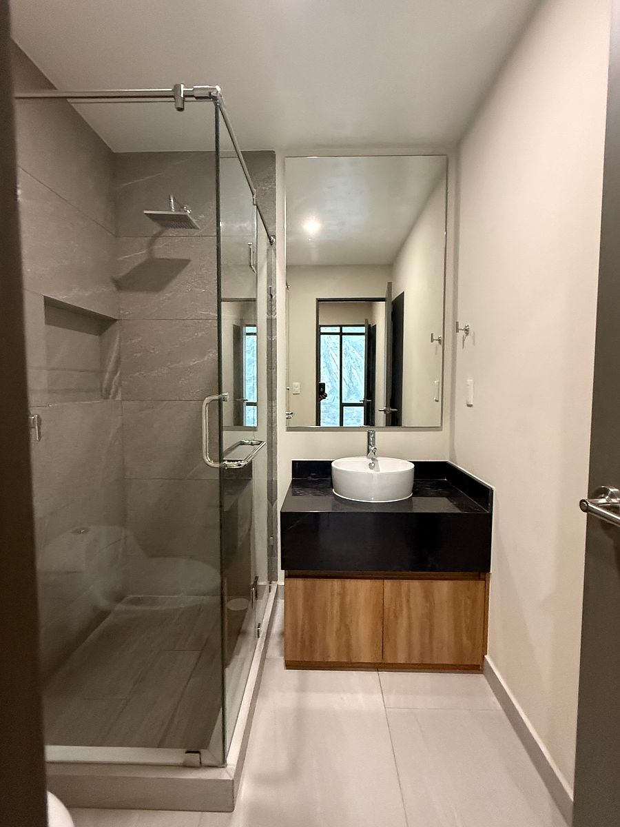 14 de 16: baño recamara principal