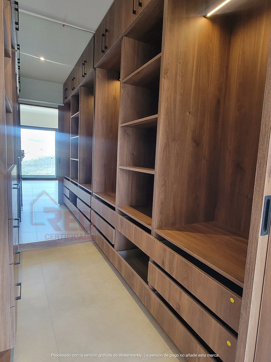 10 de 13: vestidor rec principal