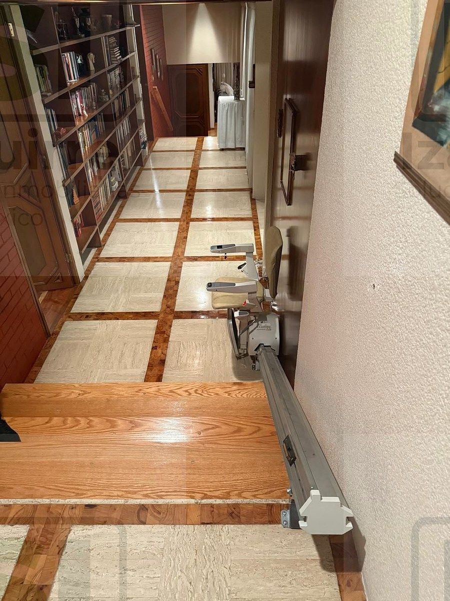 22 de 24: Detalle pasillo