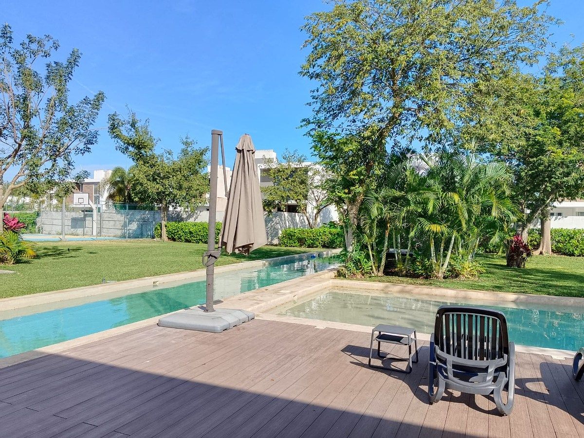 19 de 20: Piscina recreativa