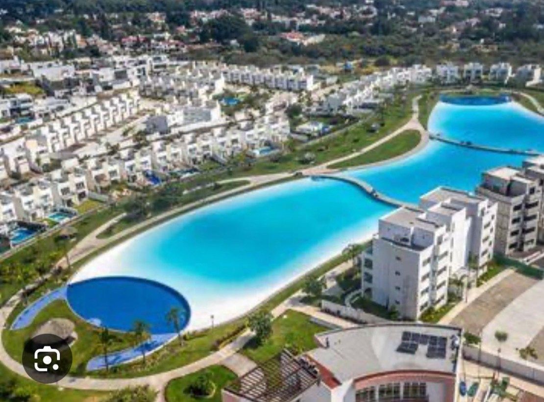 11 of 22: Albercas para Kayac y nadar