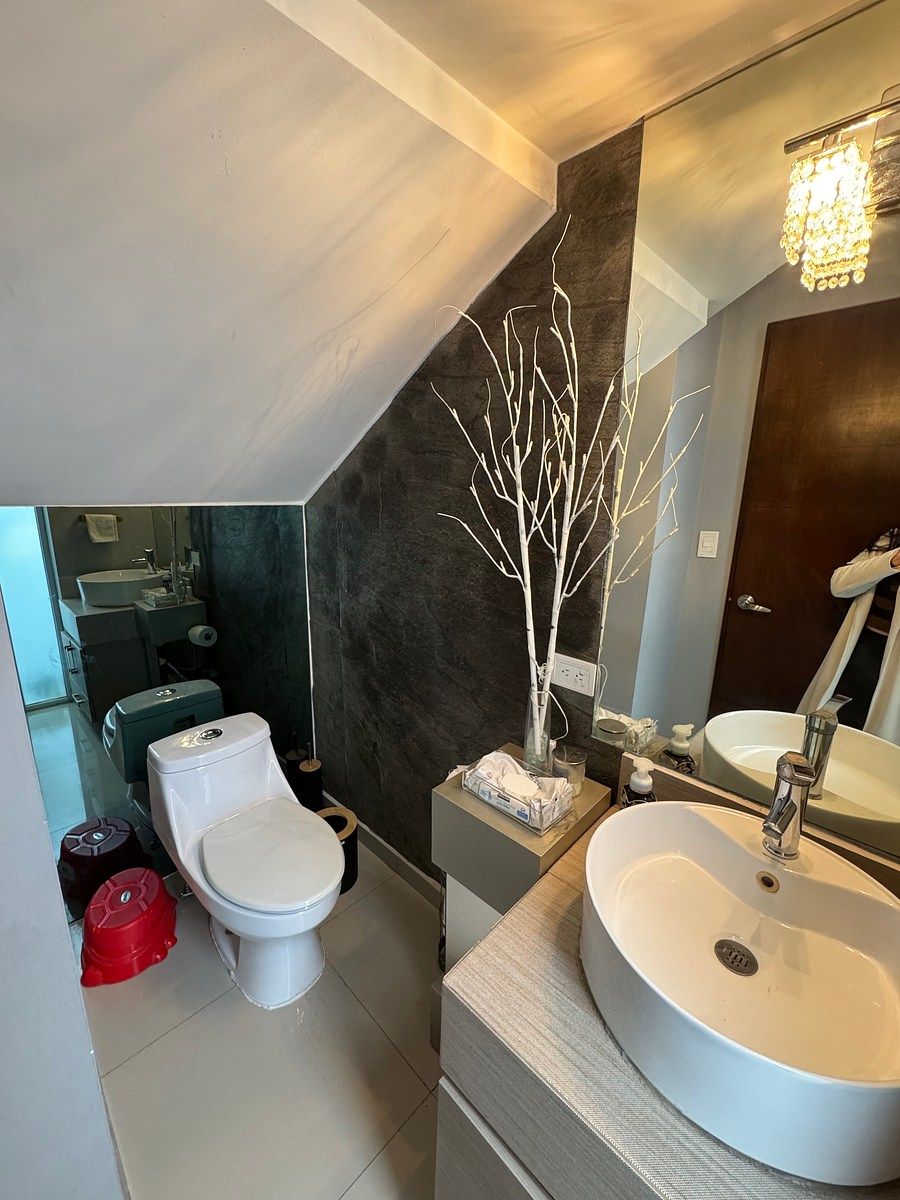 1 de 20: Medio baño