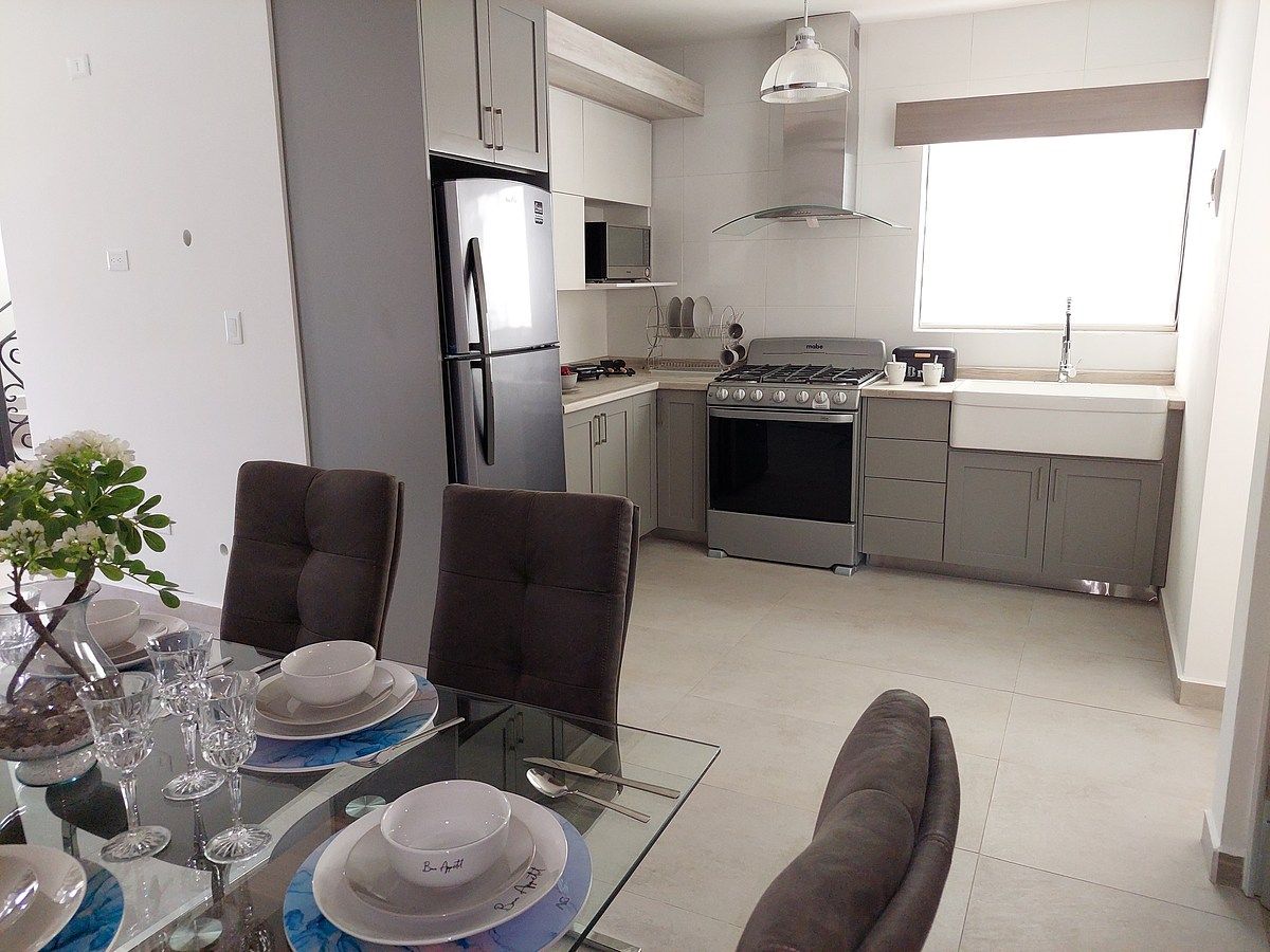 7 of 19: Cocina comedor