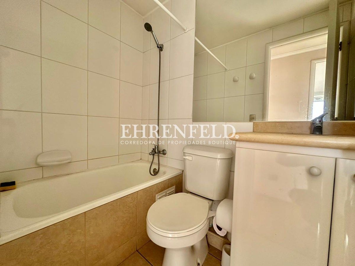 21 de 29: Baño pasillo.
