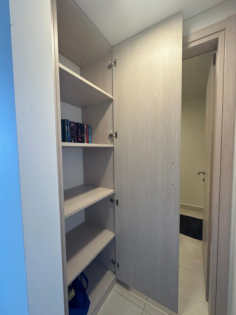 13 of 13: Clóset 2da. Rec