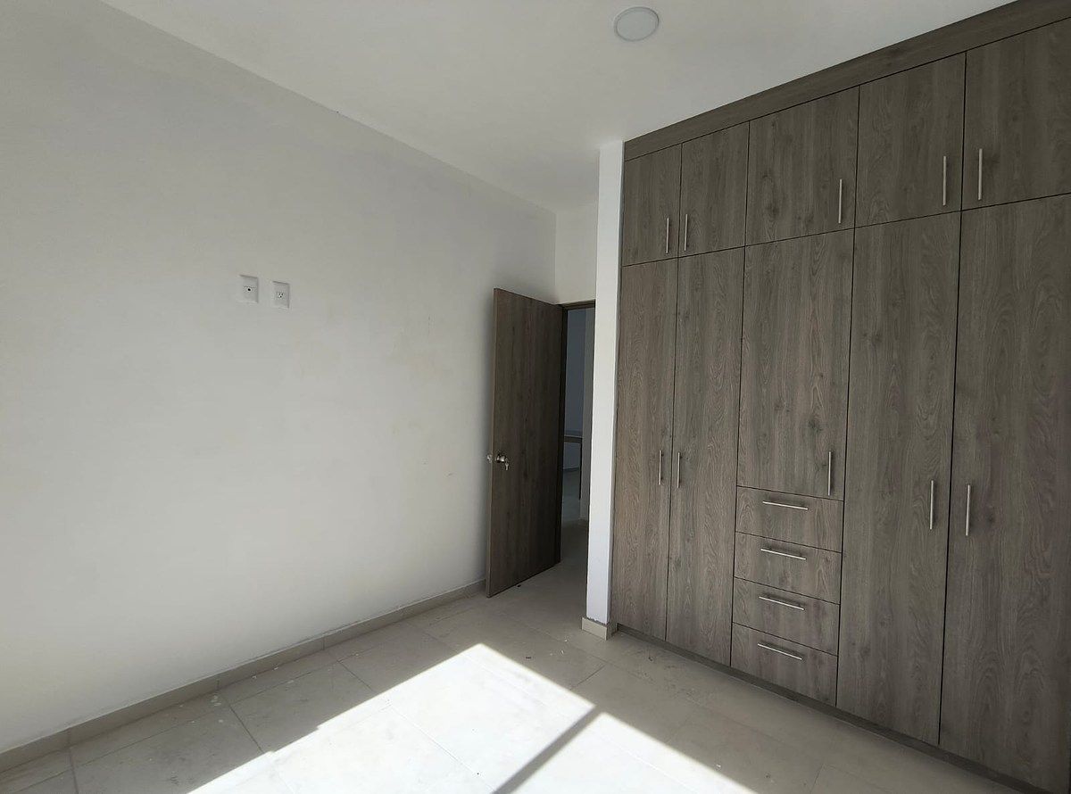 5 of 16: Recámara en PB