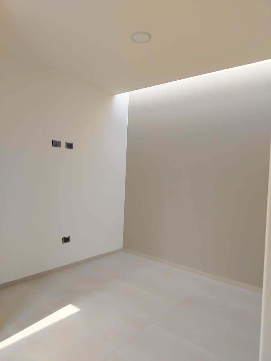 7 of 23: Cuarto de TV