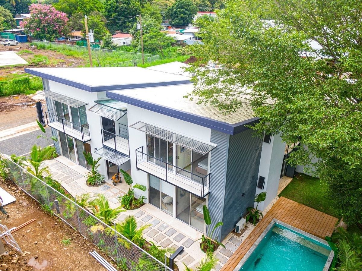 Aerial View, photo 4 of 18