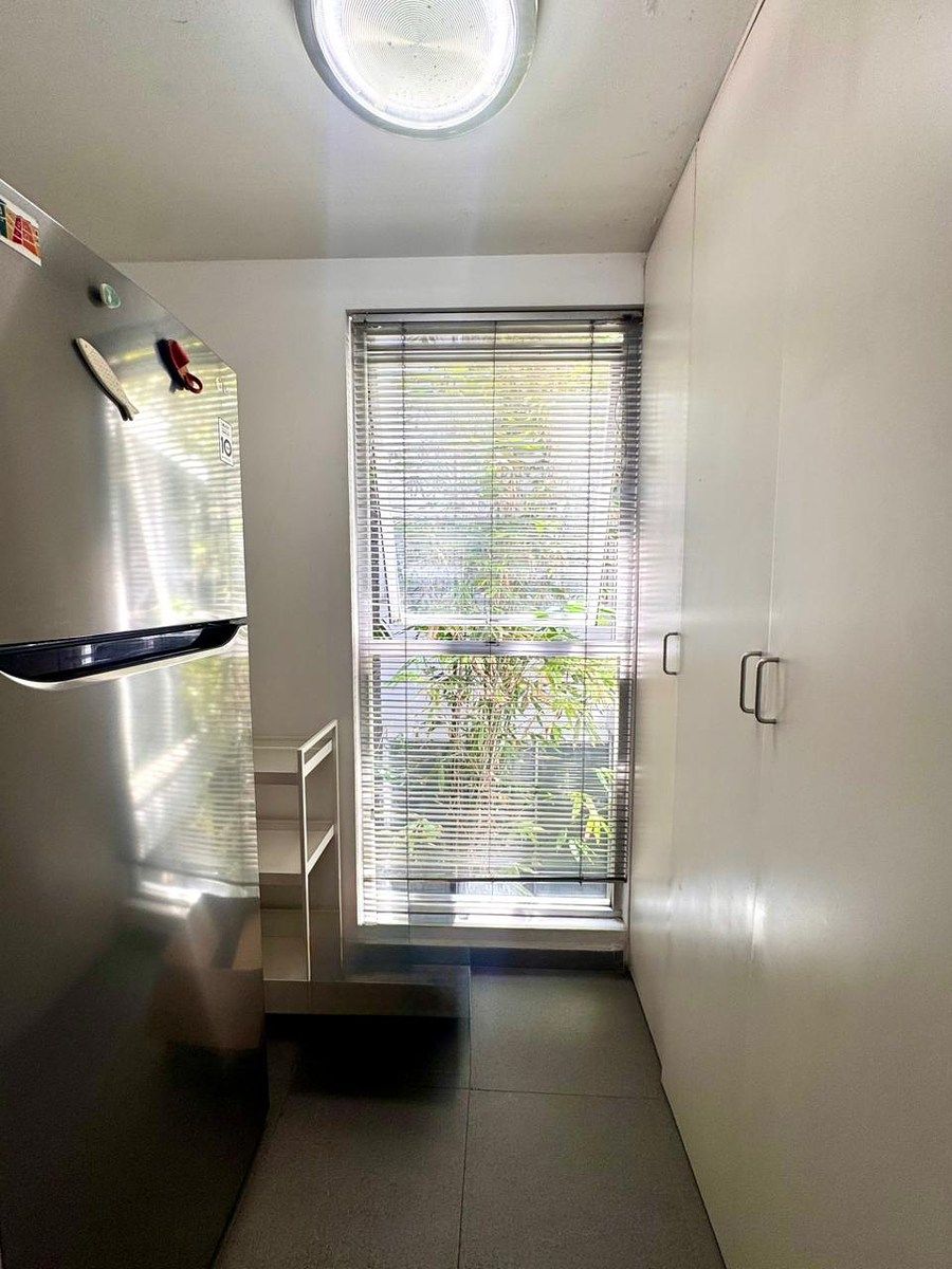 8 de 17: Amplia alaena en cocina