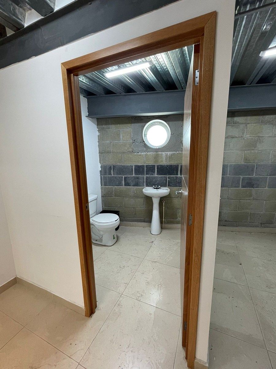 Commercial Storage Unit in Cumbres de Conín, El Marqués, photo 7 of 15