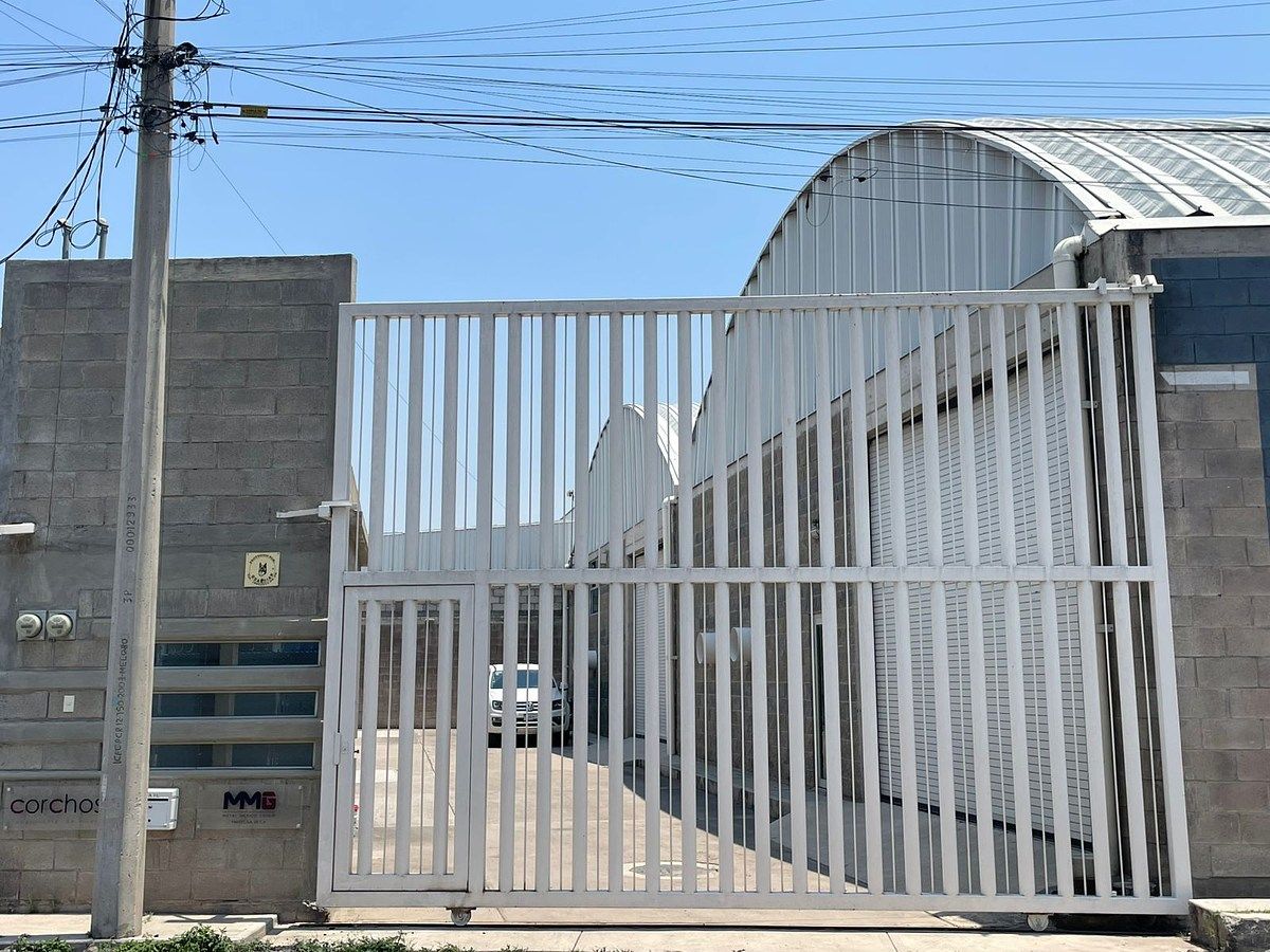 Commercial Storage Unit in Cumbres de Conín, El Marqués, photo 15 of 15