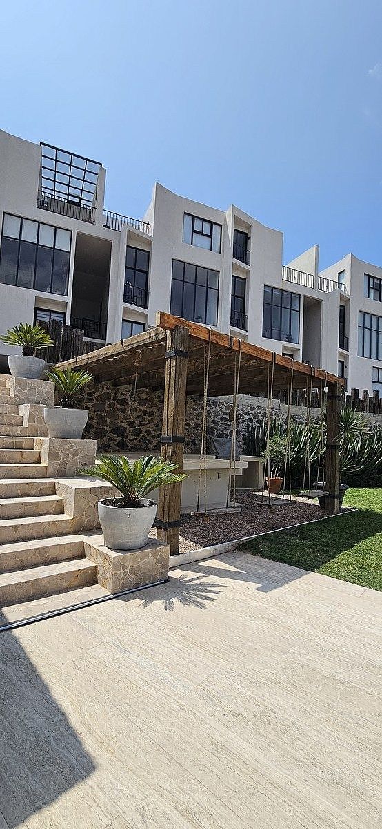 Casa en venta en Tierra Pura en Zibata - foto 2