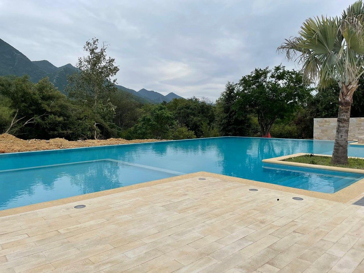 Terreno en venta en Santiago NL