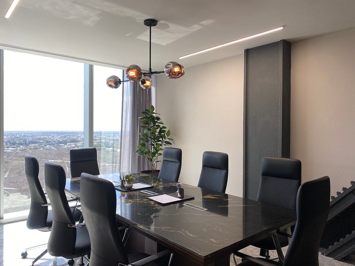 8 de 16: sala de juntas