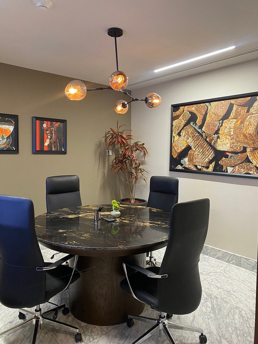 9 de 16: sala de juntas