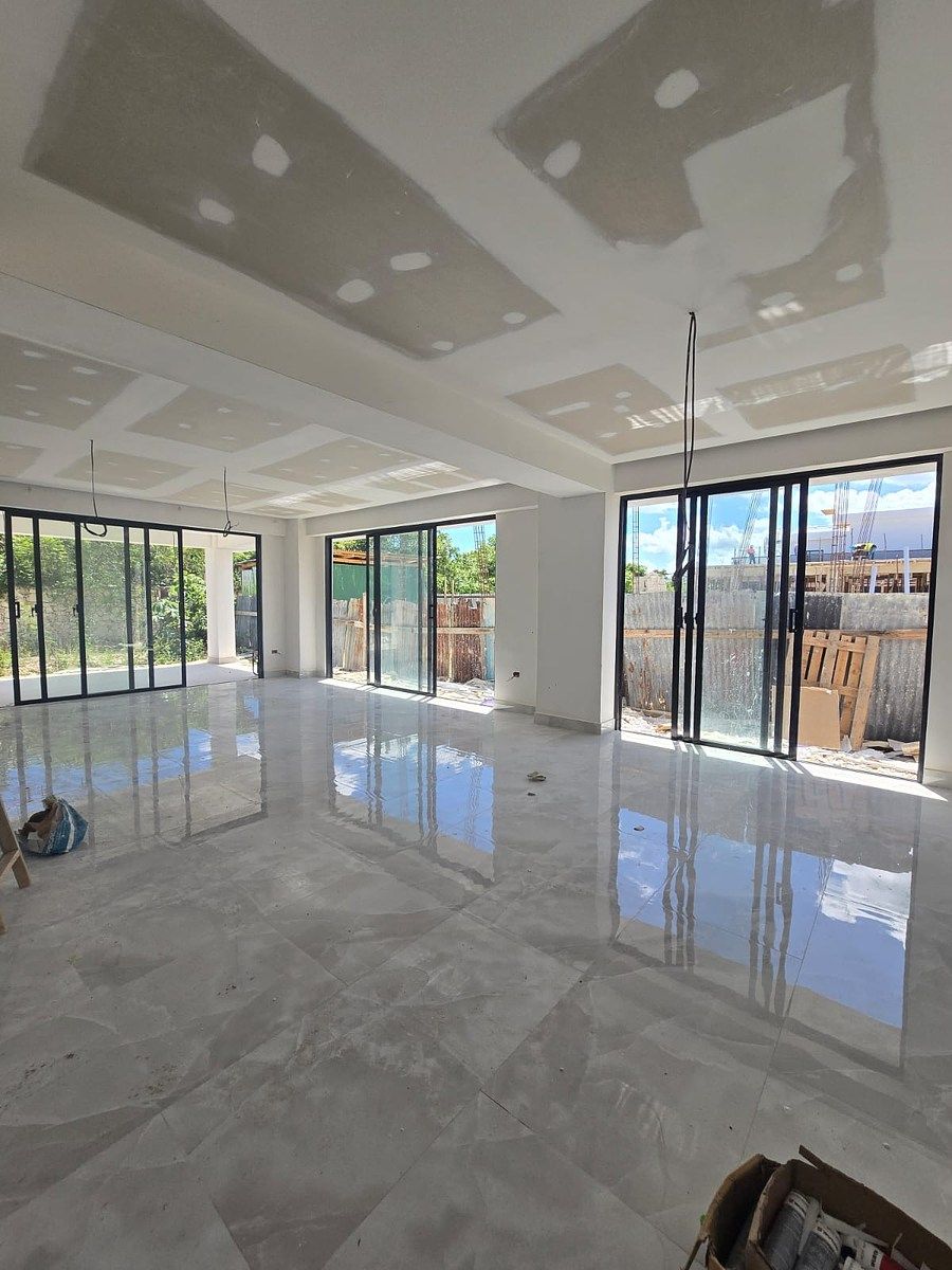 11 de 16: Avances de la obra