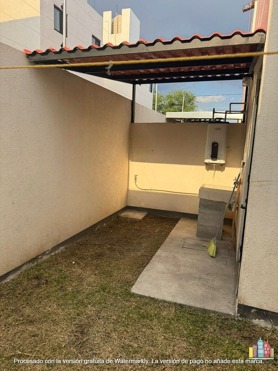 7 de 9
