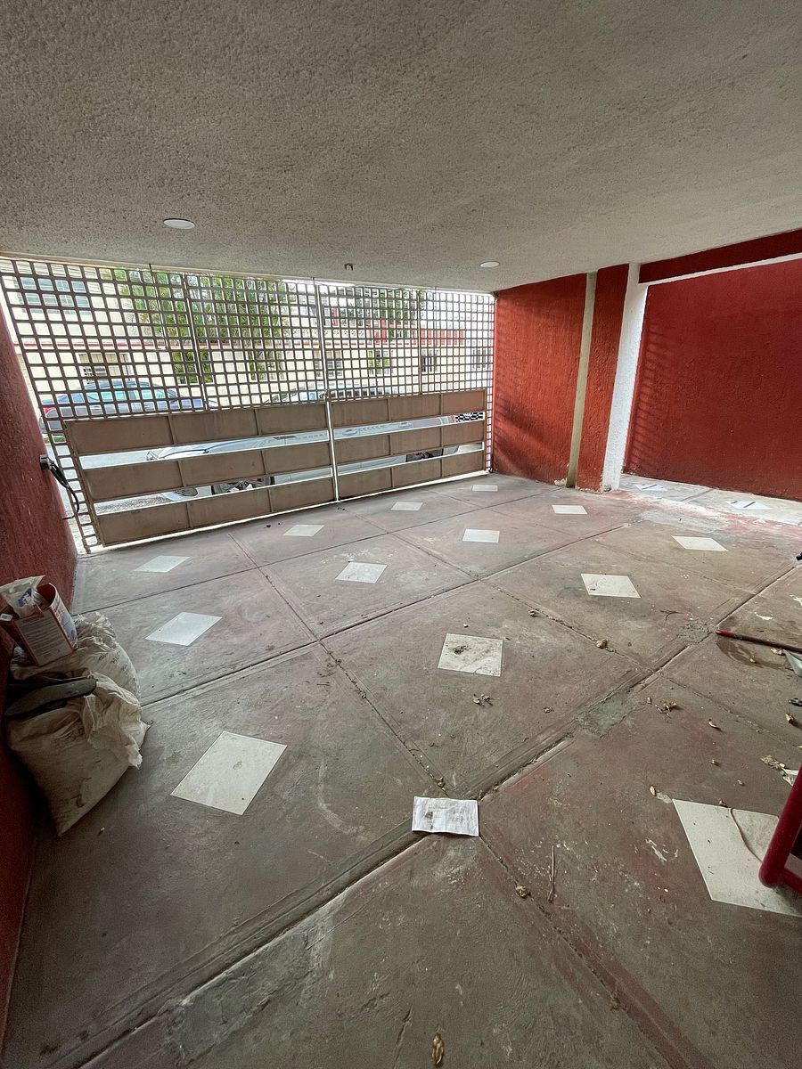 4 de 17: Garage techado