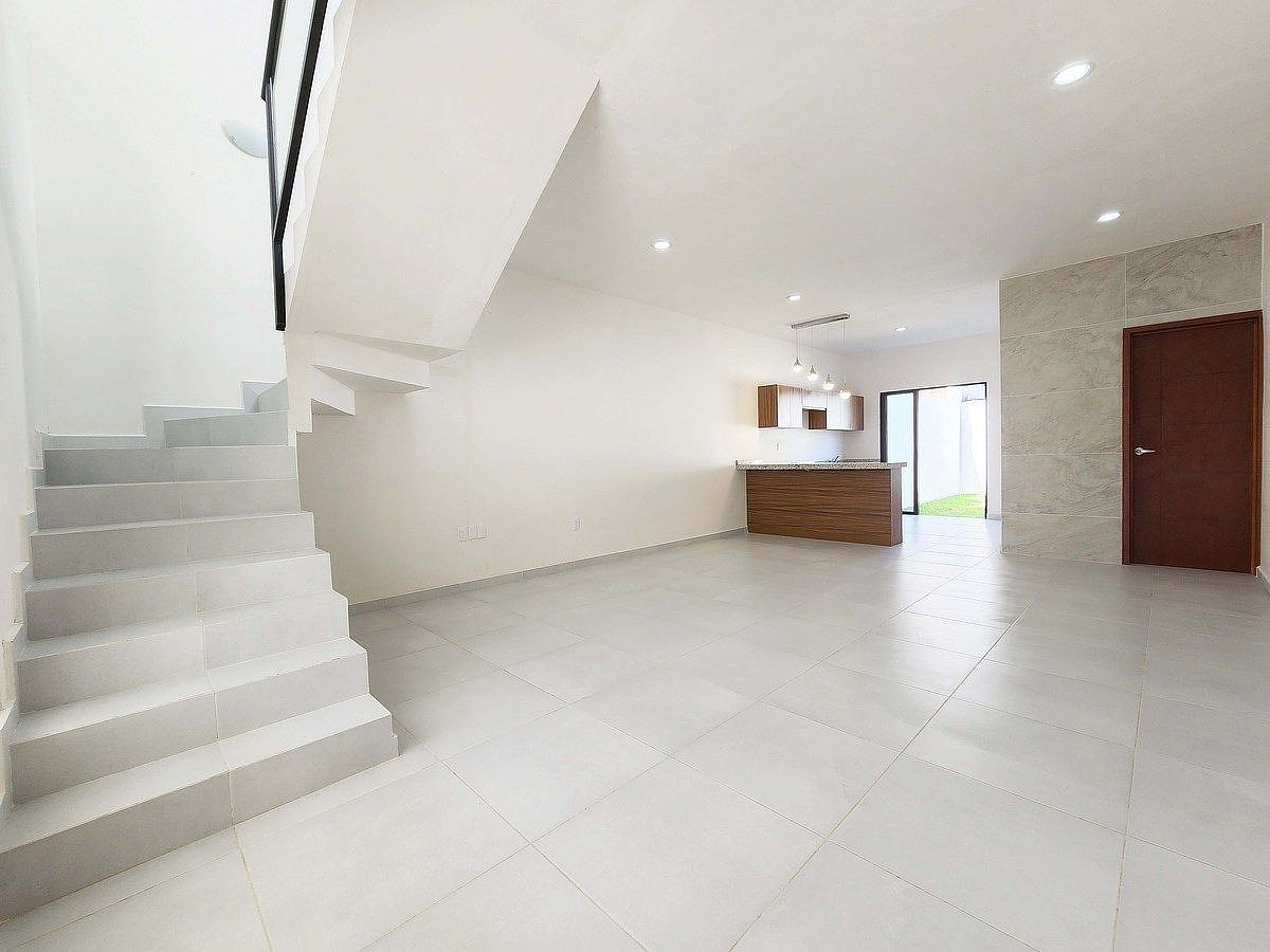 4 of 24: *IMÁGENES ILUSTRATIVAS*