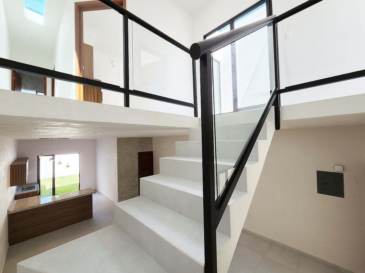 15 of 24: *IMÁGENES ILUSTRATIVAS*