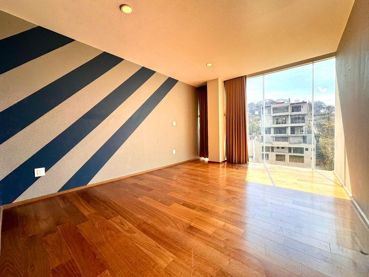 21 de 43: Segunda recámara